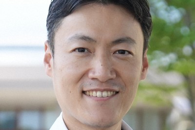 福島県立医大医学部感染制御学講座の山藤栄一郎主任教授（県立医大提供）