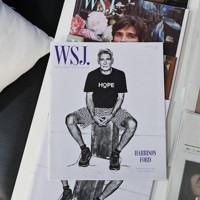 ウォール・ストリート・ジャーナル＝東京都千代田区で2025年11月25日、和田大典撮影