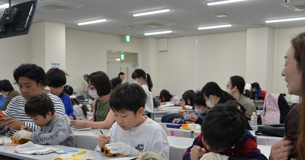 石材はんこで漢字に親しんで　「現代の名工」らが指導　京都