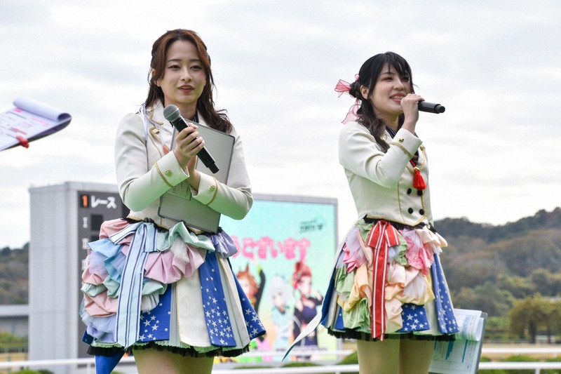 ウマ娘×ゾンビランドサガ、夢のコラボ 人気声優トークショーに歓声