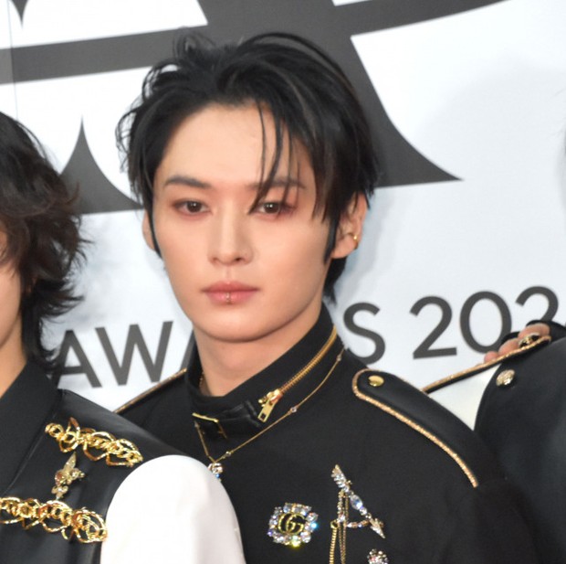 オリコンニュース：Stray Kidsリノ、『MAMA AWARDS』ステージ中にけが