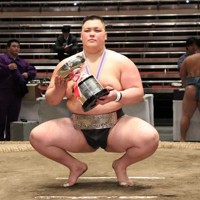 アマチュア横綱に輝いた日大の鮫島（撮影・中村　和也）