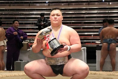アマチュア横綱に輝いた日大の鮫島（撮影・中村　和也）