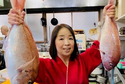 「弁護士になろうと思うねん」FP1級で行政書士、すし屋おかみ決意