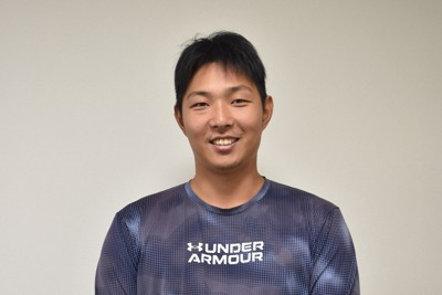 プロ1年目から活躍を誓うENEOSの飯田琉斗投手＝川崎市内で2025年11月18日、円谷美晶撮影
