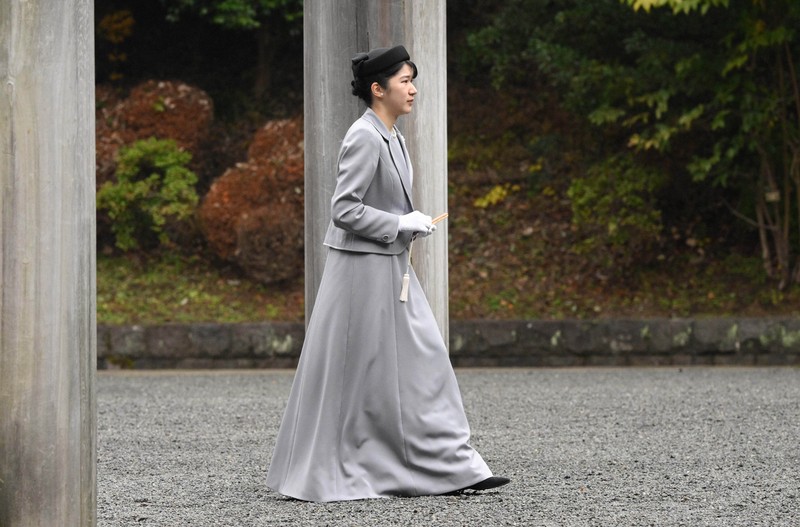 愛子さまが昭和天皇陵などを参拝 ラオス訪問を報告 [写真特集1/9