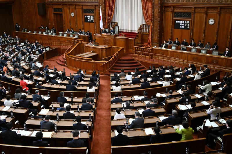 改正ストーカー規制法が成立　被害者の申告なしでも警告可能に