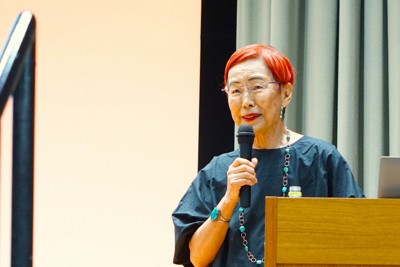 津田塾大創立125周年記念講演会で登壇した社会学者の上野千鶴子さん＝東京都小平市で2025年9月6日、清水有香撮影