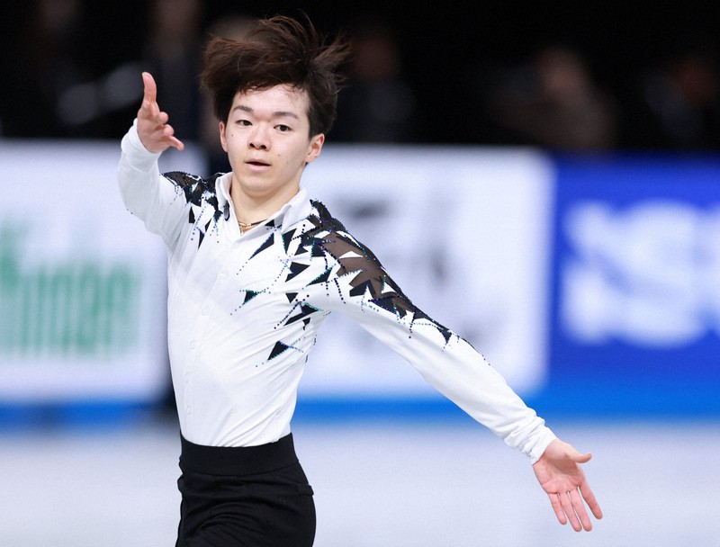 ★未使用★定価より半額以下‼︎フィギュアスケート衣装 歴代フィギュアスケーターがまとった、オリンピックの華麗な衣装BEST43