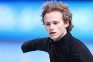 男子SPを翌日に控え、公式練習に臨む米国のイリア・マリニン＝IGアリーナで2025年12月3日、猪飼健史撮影