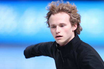 男子SPを翌日に控え、公式練習に臨む米国のイリア・マリニン＝IGアリーナで2025年12月3日、猪飼健史撮影
