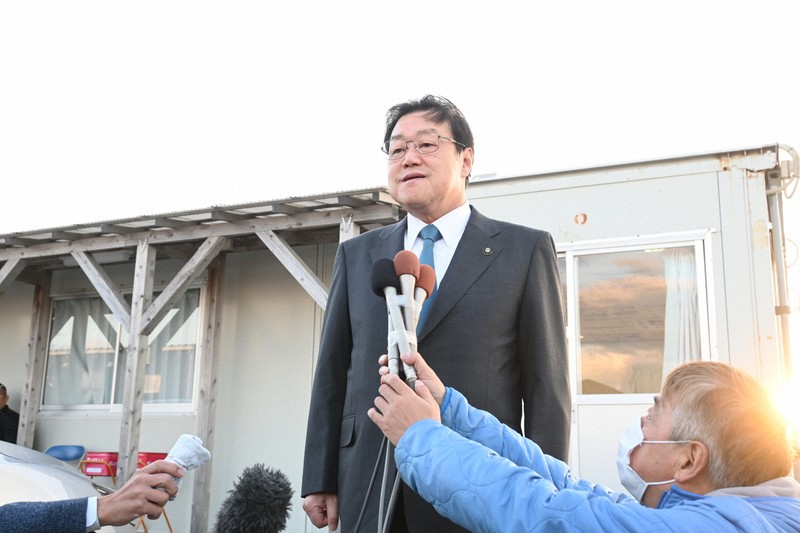 【裁断済】上手なかけひき94のポイント 会議・商談・取引に役立つ知恵 1975年 くじ引きで落選した現職市長の異議申し立てを棄却 茨城・神栖 | 毎日新聞