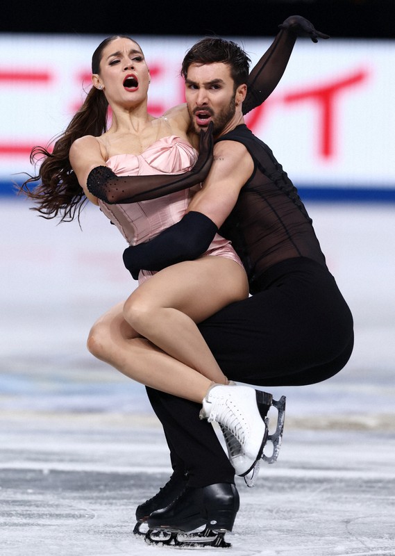 フィギュアスケートグランプリファイナル アイスダンスRD海外選手の舞