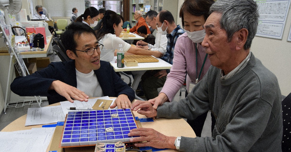 目が見えずとも…楽しく将棋を　読み上げ機能付き盤駒セット開発