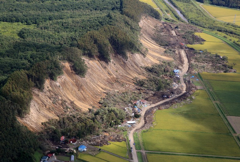 被災者の思い込めた復興応援ソング 石碑に刻む 胆振東部地震 | 毎日新聞