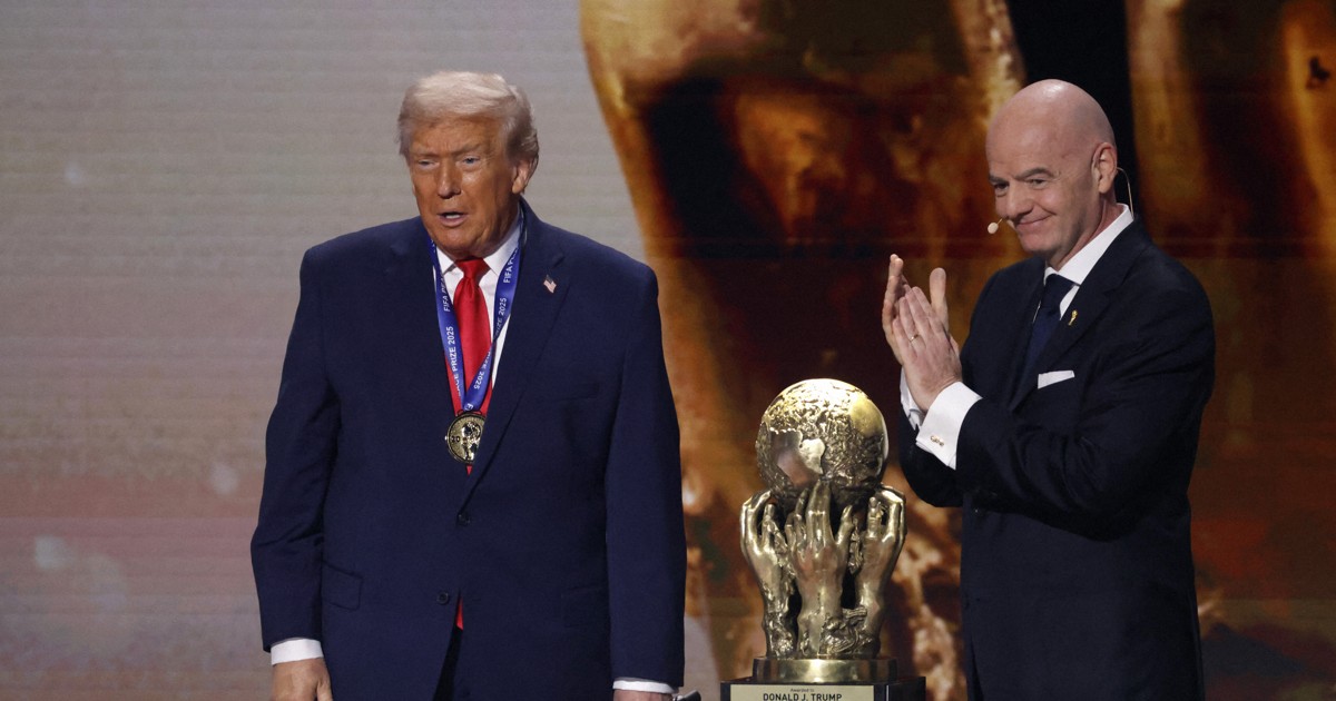 FIFA、トランプ氏に「平和賞」　大会成功に向けて歓心買う狙いか
