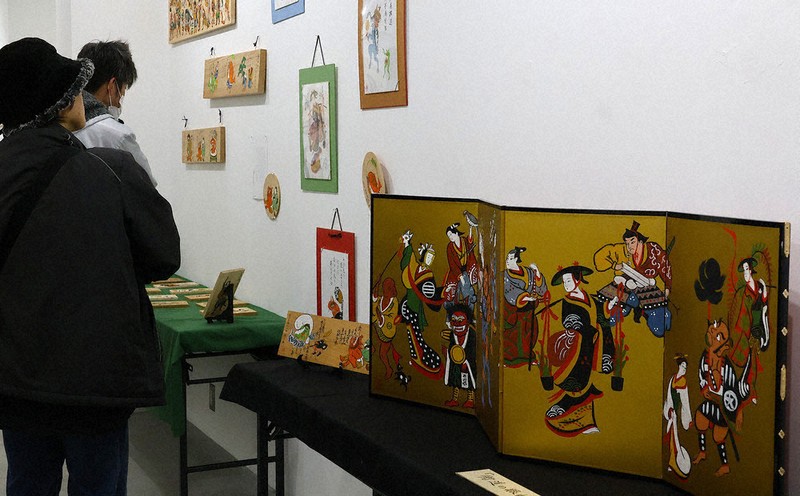 鬼神、動物 ユーモラスに 植村さん「大津絵」作品展 あすまで 天理
