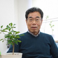 筑波大芸術系名誉教授の鈴木雅和さん＝広島市中区で2025年11月10日午後0時9分、宇城昇撮影