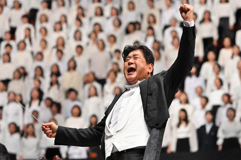 1万人の第九」今年も開催 「歓喜の歌」大阪城ホールで高らかに | 毎日新聞