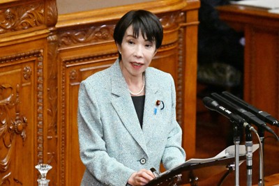 参院本会議で答弁する高市早苗首相＝国会内で2025年12月8日午後4時28分、平田明浩撮影