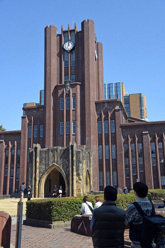 東京大学の大学院、授業「英語化」 工学系研究科 学生に発表、議論の力