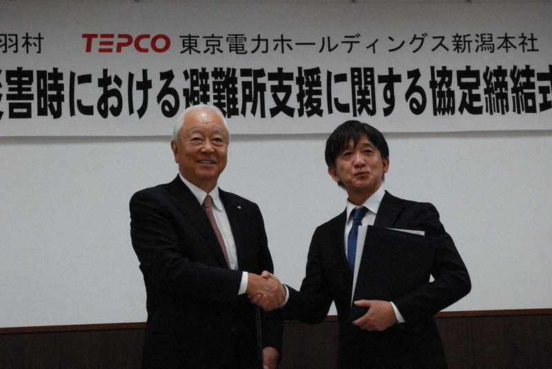 電気通信共済会東北支部が販売した逓信省型甲種単流電鍵および逓信省型無極音響受信機 電気通信共済会東北支部が販売した逓信省型甲種単流電鍵および逓信省型