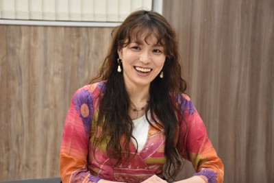 著者のフウさん＝東京都文京区で2025年12月1日午後8時11分、太田敦子撮影