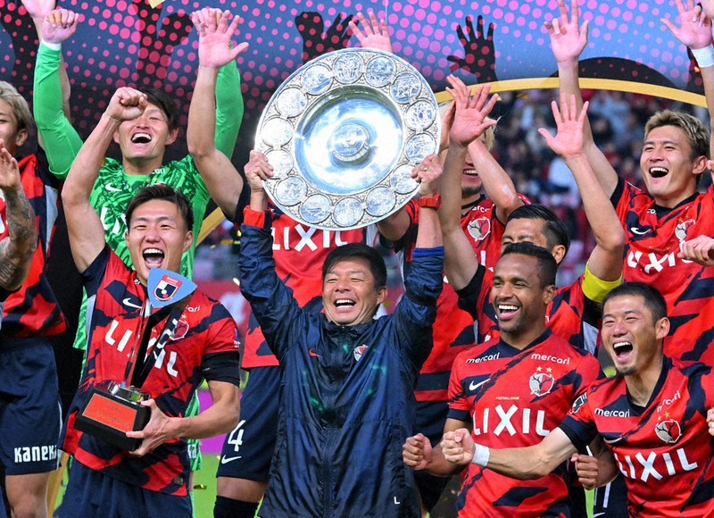 6さいからのニュース：Jリーグ 鹿島が9年ぶりゆうしょう | 毎日新聞