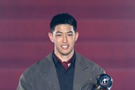 最優秀選手賞を受賞した鹿島の早川友基＝横浜アリーナで2025年12月11日午後6時33分、藤井達也撮影