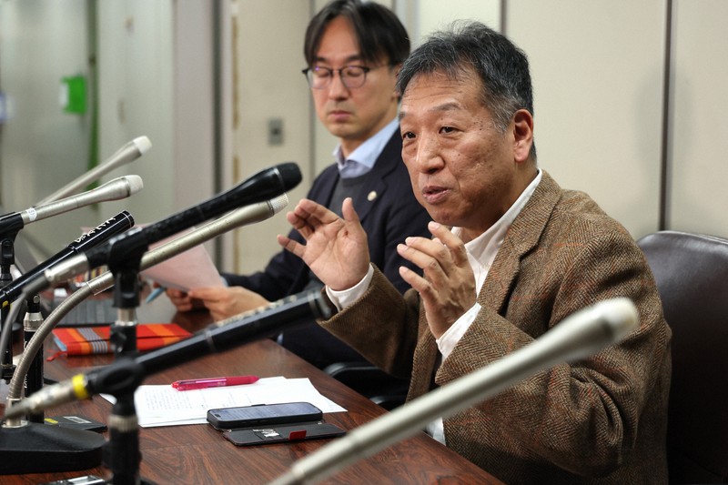 同性婚訴訟 原告側が最高裁に上告し記者会見 [写真特集1/4] | 毎日新聞