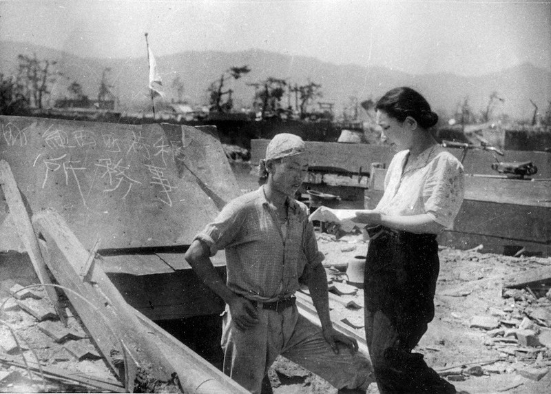 あの日の記憶・毎日新聞所蔵写真から：防空壕と市民の生死 ／広島