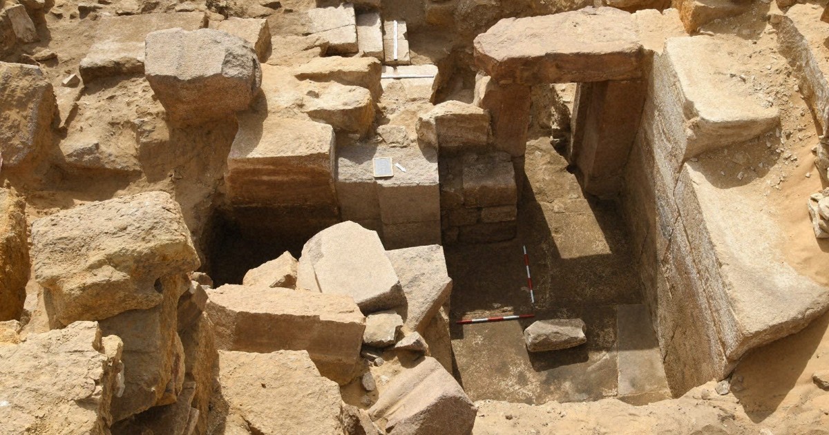 写真】古代エジプトの4500年前の太陽神殿遺構を発掘 カイロ南郊 [写真