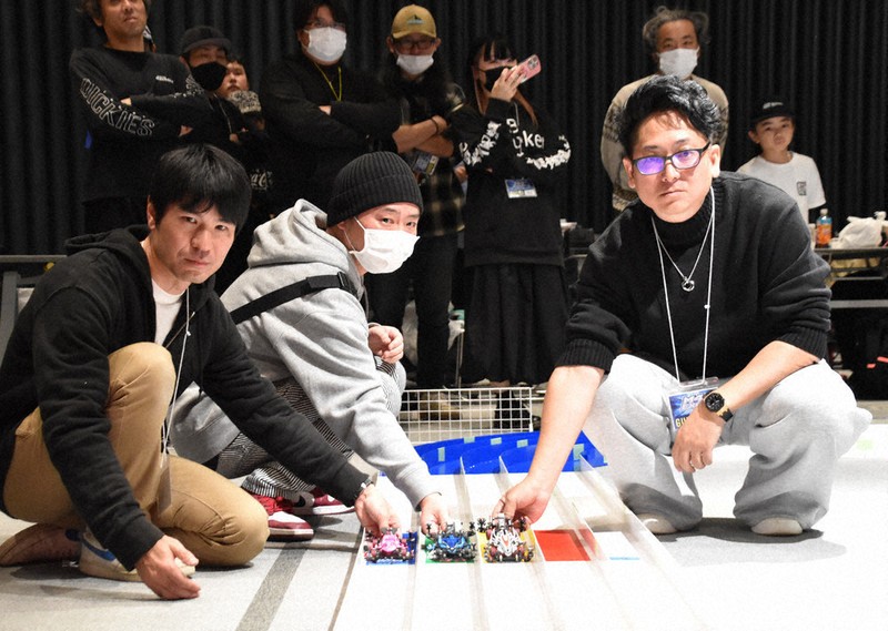 【早者勝ち】ミニ四駆まとめ　画像多数あり　引退　分別不可 爆速疾走！ミニ四駆 愛好家155人がレース 大阪・北区 ／大阪 | 毎日新聞