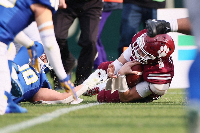相手はラン止めにくる」 立命大が仕掛けた「奇襲」 甲子園ボウル
