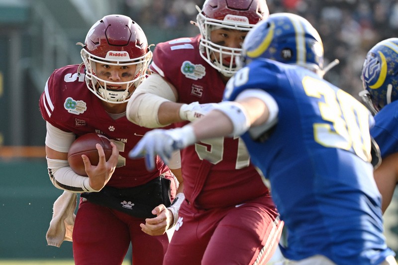 パスで流れ引き寄せランで圧倒 立命大QB竹田2TD 甲子園ボウル | 毎日新聞