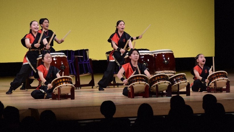 豪快なバチさばき披露 太鼓祭2025 日本一決定戦 大宮 伊奈町綾瀬太鼓