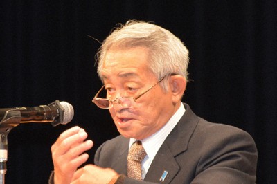 拉致被害について講演する地村保志さん＝福井市内で、萱原健一撮影