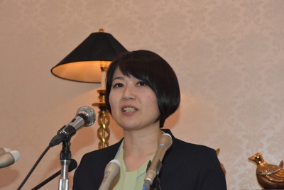 前橋市の出直し市長選への出馬を表明する小川晶前市長＝前橋市内で2025年12月17日午後4時6分、福田智沙撮影