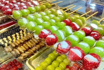 「カロリーの殺し屋」　中国で流行のフルーツあめ、食べ過ぎに警鐘も