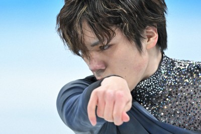 【北京五輪】男子SPで演技する宇野昌磨＝北京・首都体育館で2022年2月8日、手塚耕一郎撮影