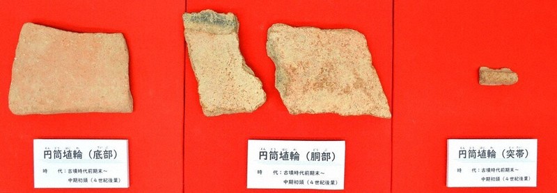 未盗掘の「粘土槨」発見 草津 狐塚古墳 木棺を保護、湖南の有力者埋葬