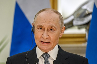 プーチン大統領は国民への負担を強化している Bloomberg