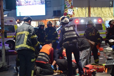 台北中心部で無差別襲撃か　1人死亡、けが人多数　台北駅で　台湾報道