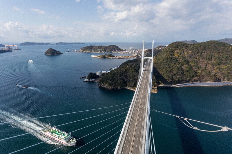 てっぺんからの絶景 九州最長の斜張橋・女神大橋、開通20年でツアー