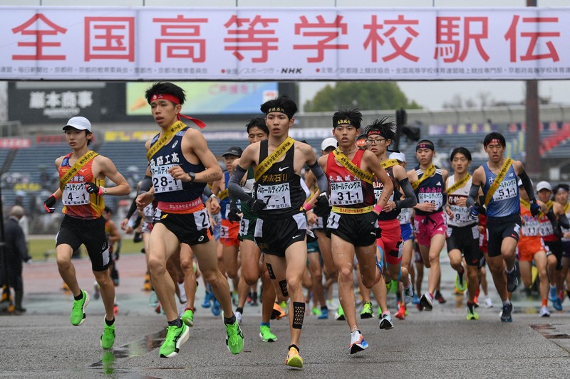 トップランナー3人が先頭へ