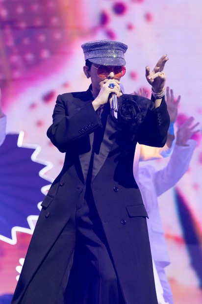 オリコンニュース：『MMA2025』G-DRAGON、大賞3冠の”快挙” 来年20周年