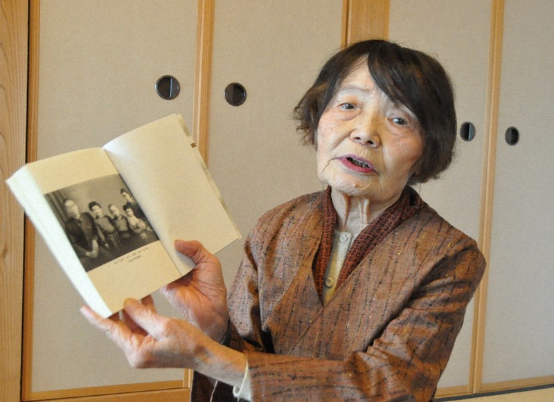 戦後80年：満州逃避行、忘れ得ぬ味 中国人から饅頭、家族で分け合い