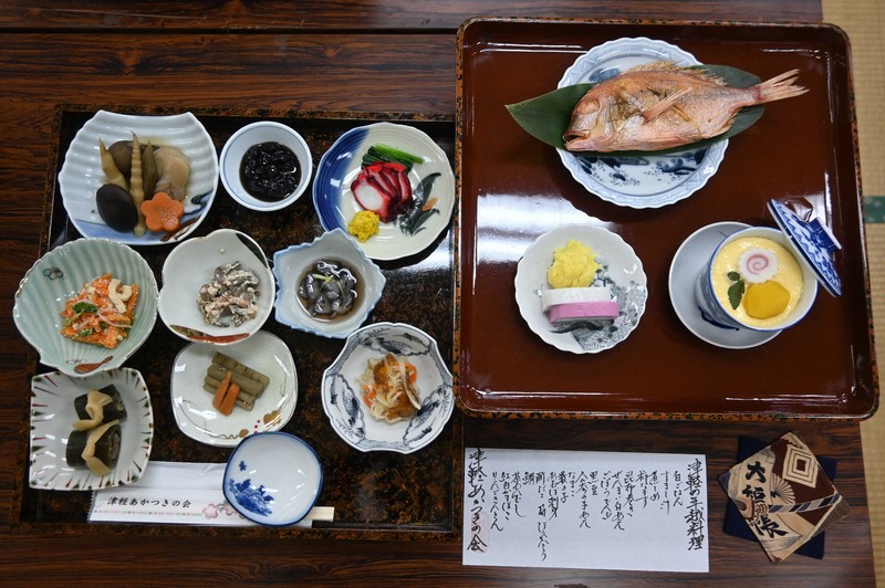 料理本　割烹料理　決定版料理真髄　帯付　昭和58年発行 水野真紀の魔法のレストラン 12月17日(水)放送分 #992「昭和・平成・令