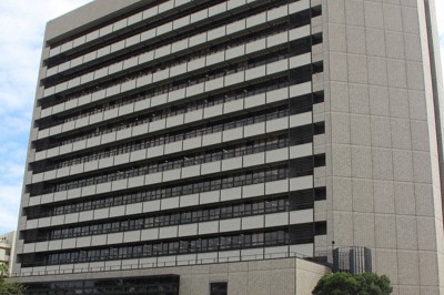 徳島市役所＝徳島市幸町2で2021年9月27日、三野雅弘撮影
