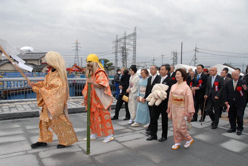 大社の宇迦橋架け替え 3代目開通記念式典 出雲 ／島根 | 毎日新聞